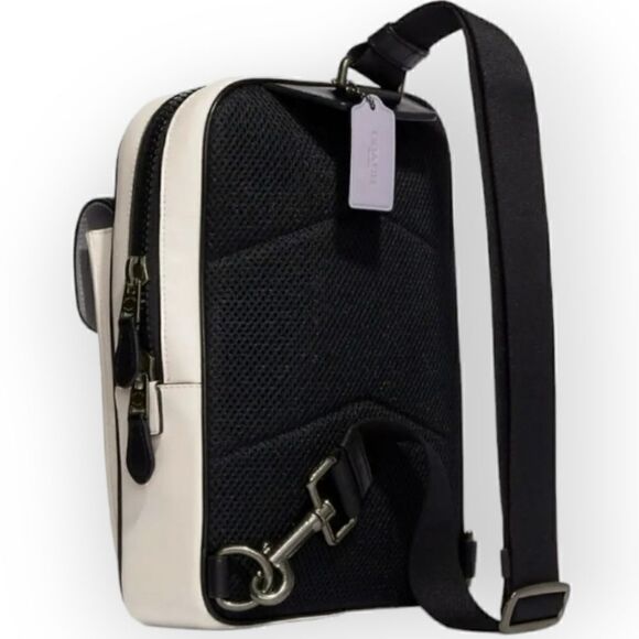 NWT COACH UNISEX Track Pack, Signature Canvas Genuine leather - Picture 2 of 4